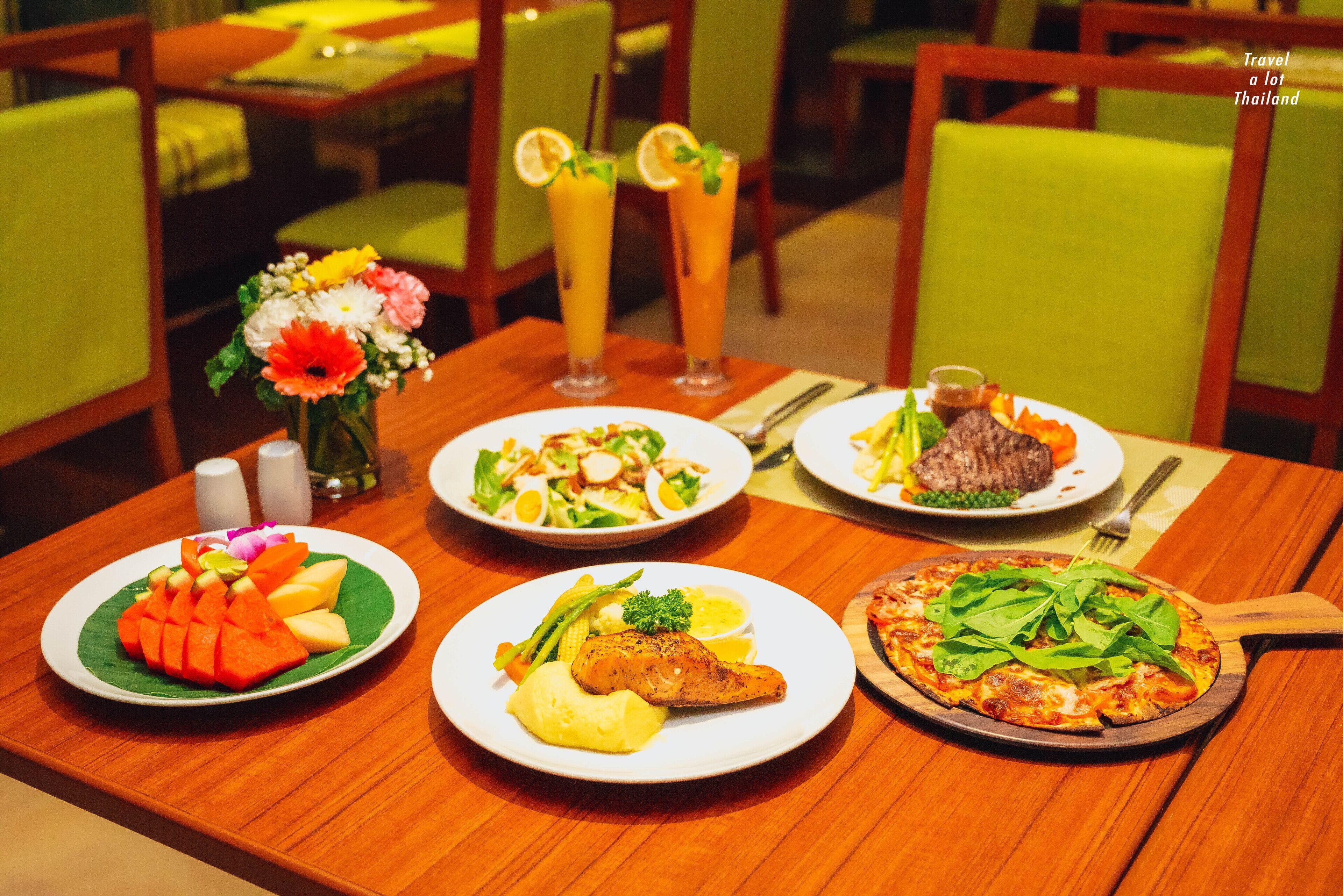 Centara Hotel 4*