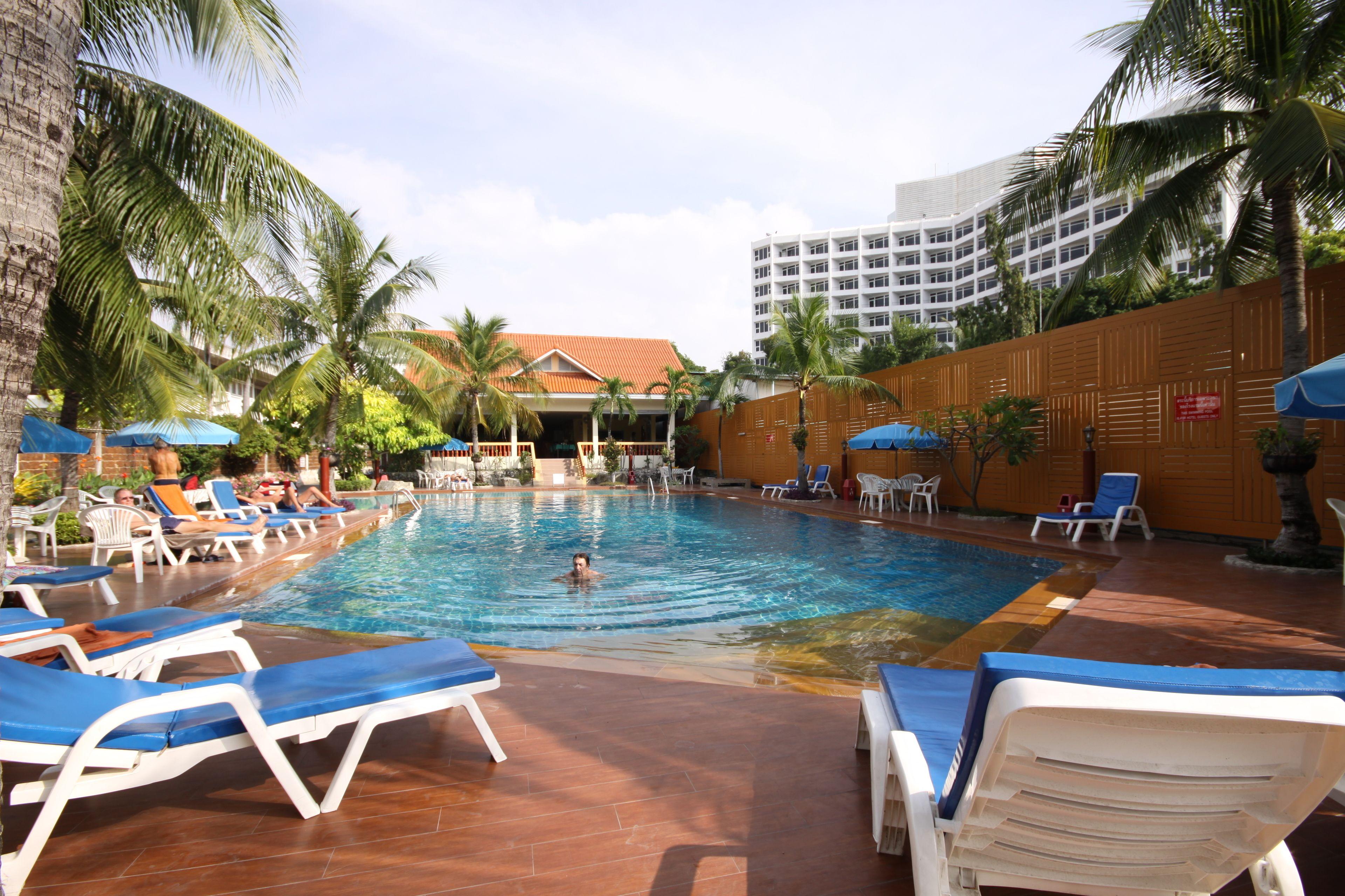 Twin Palms Pattaya, Sha Extra Certified Hotel 3*