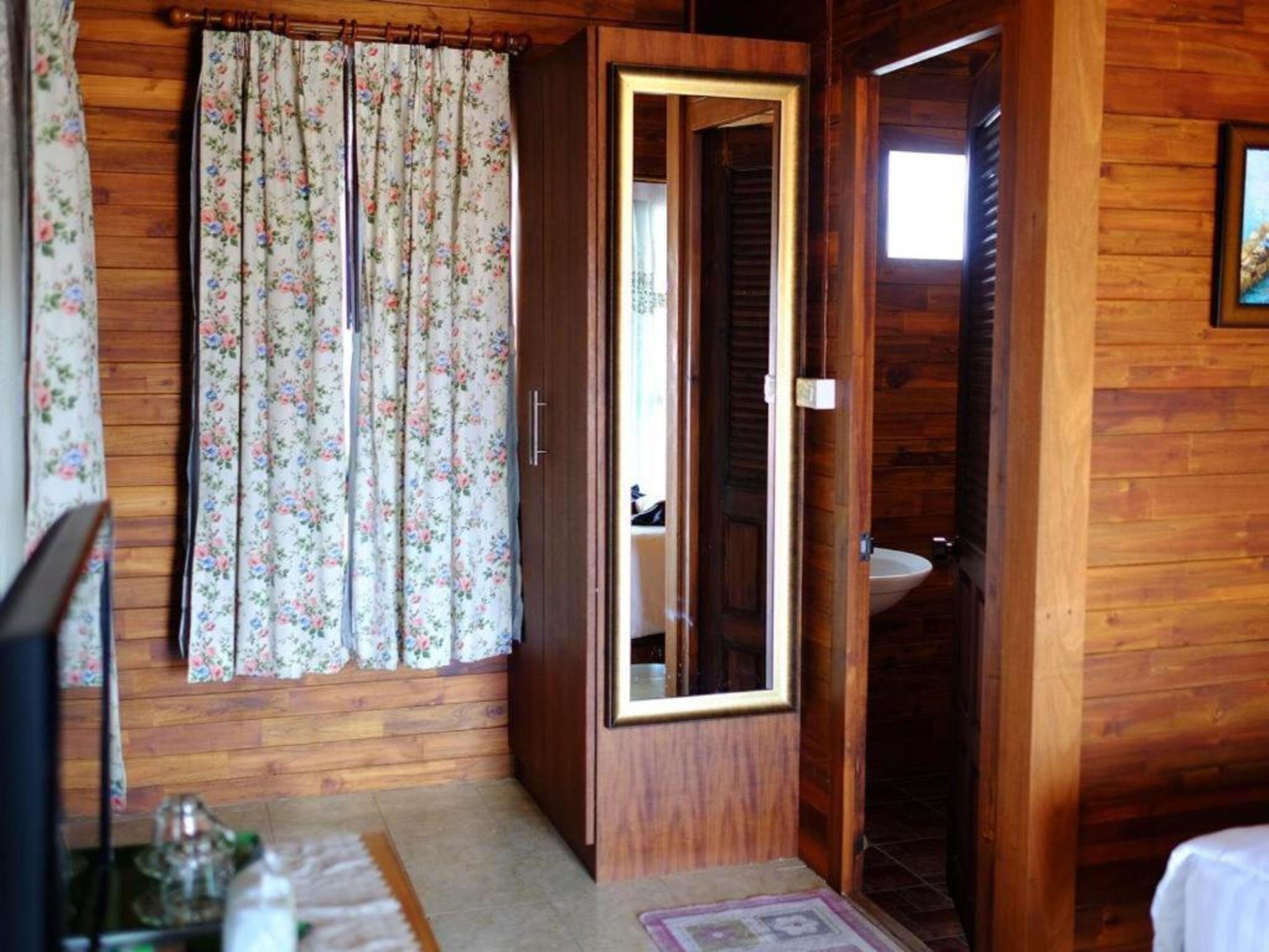 Harmony Inn 3*