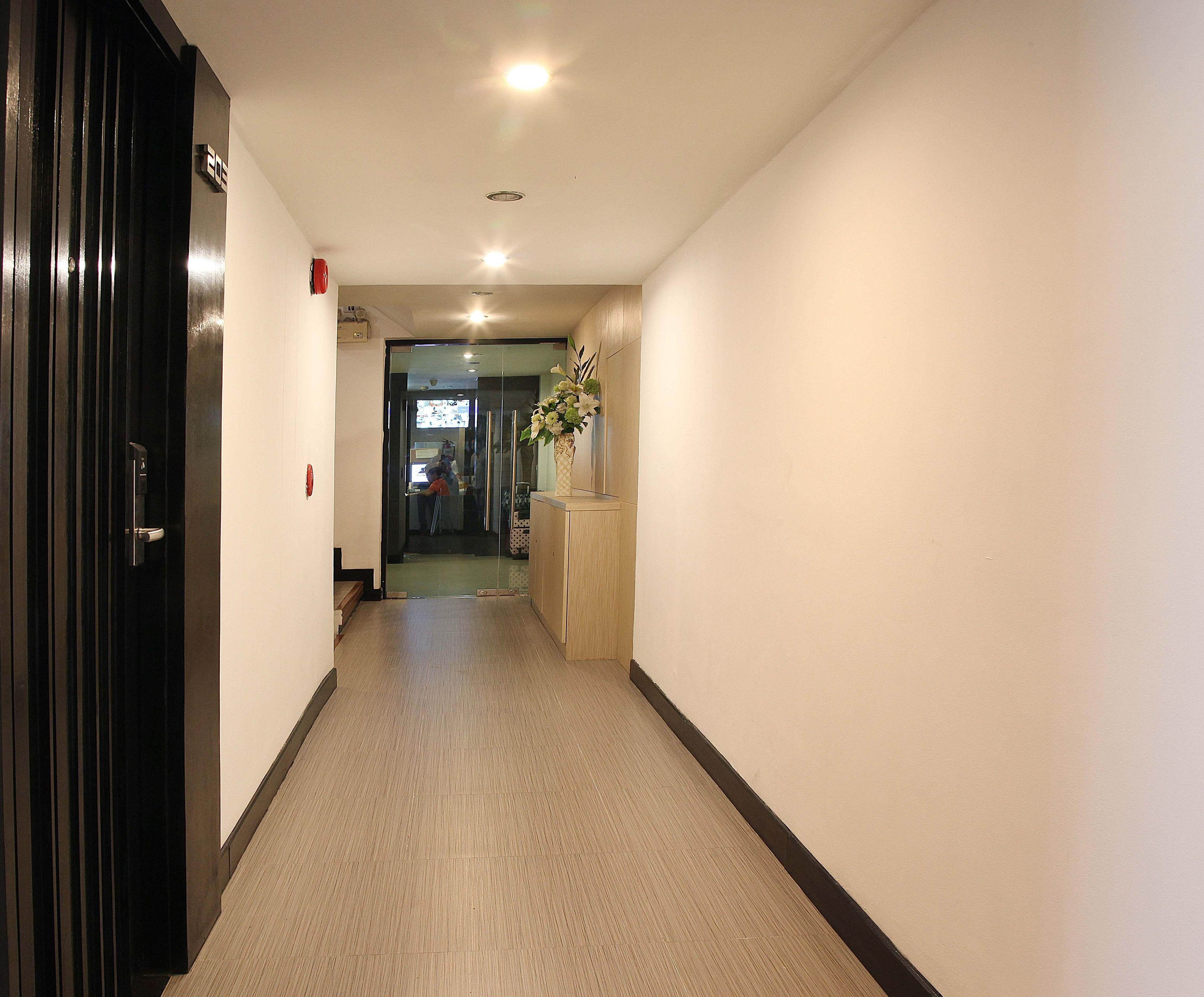 Punyapha Place Hotel