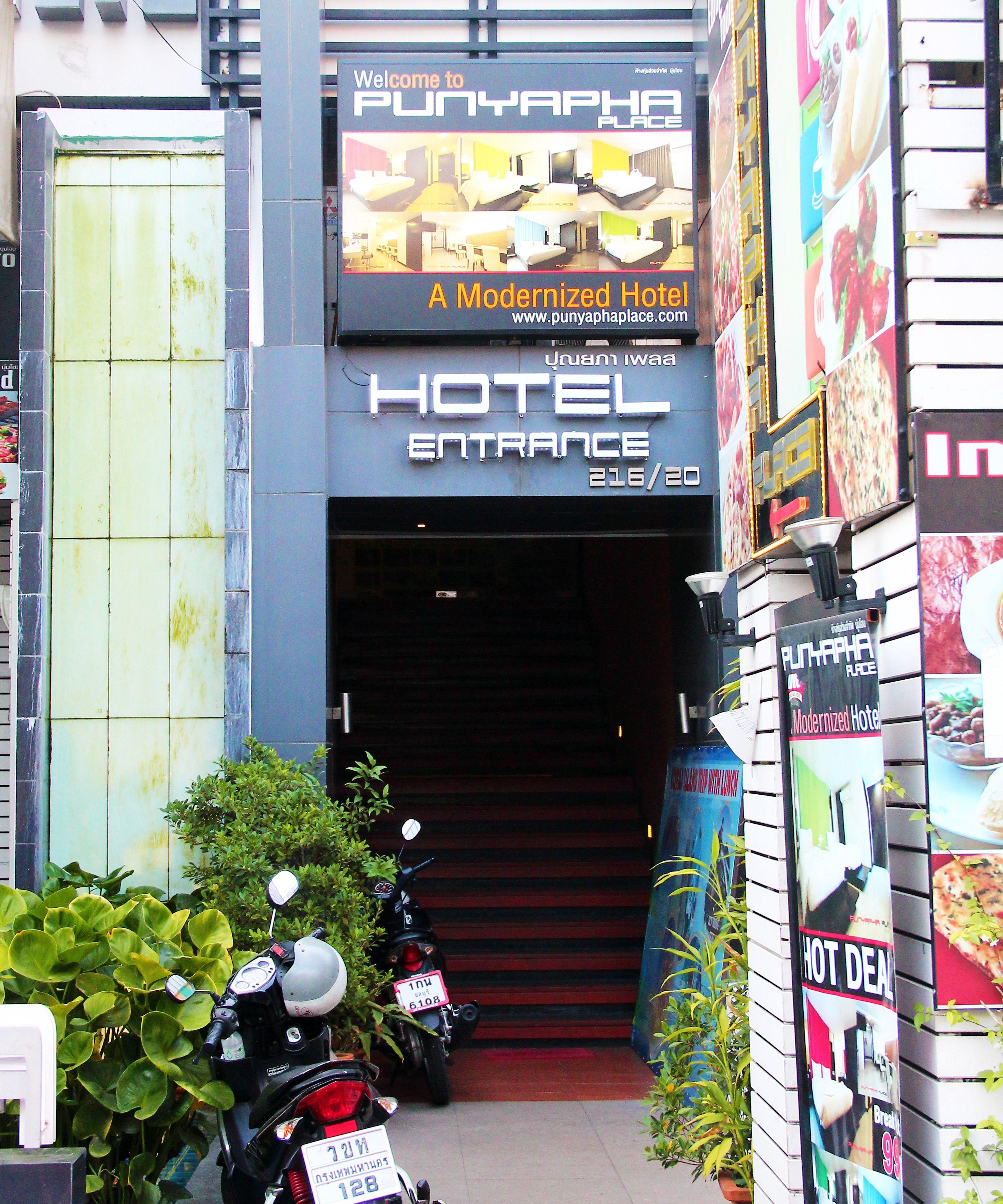 Hotel Punyapha Place