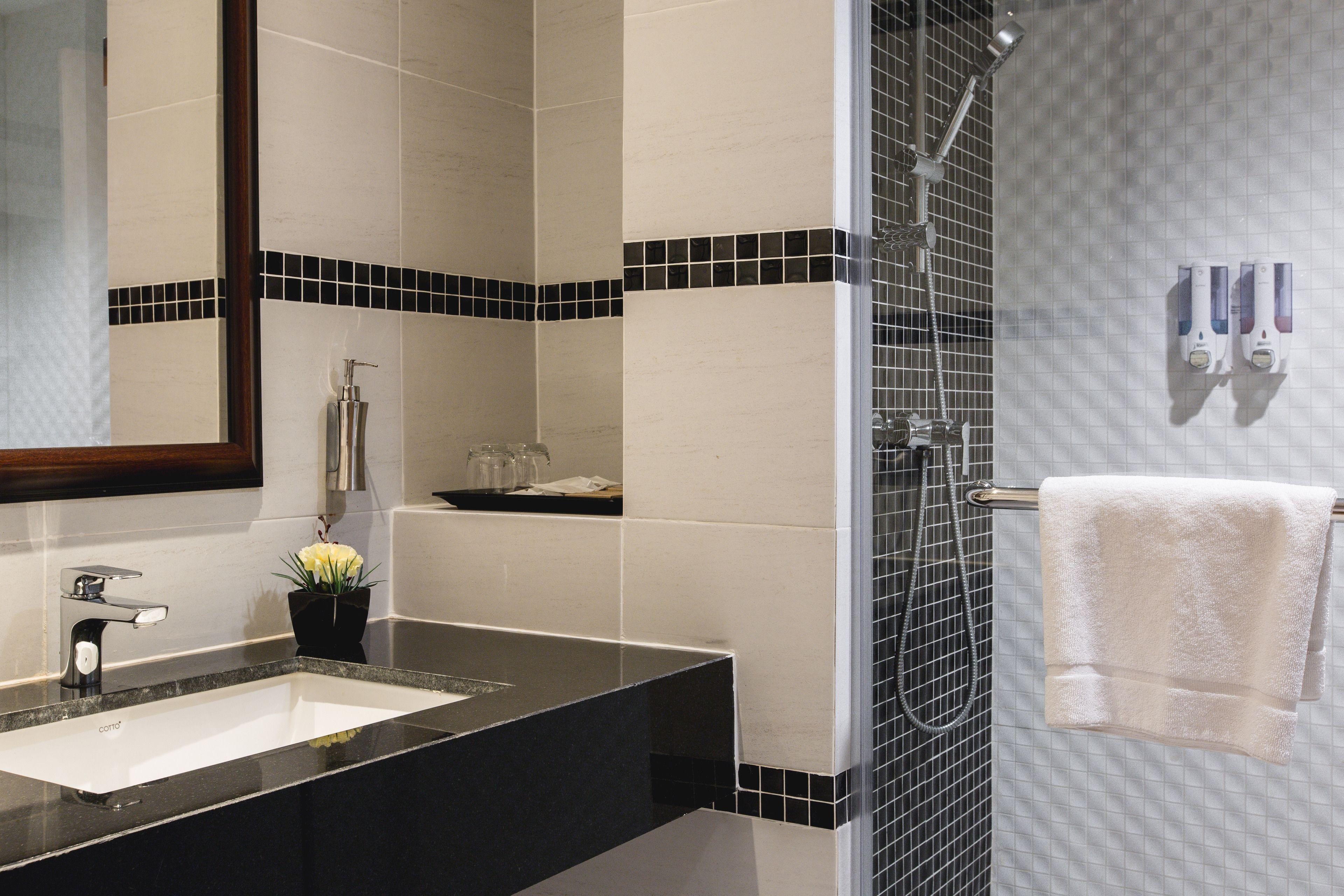 Adelphi โรงแรม Pattaya