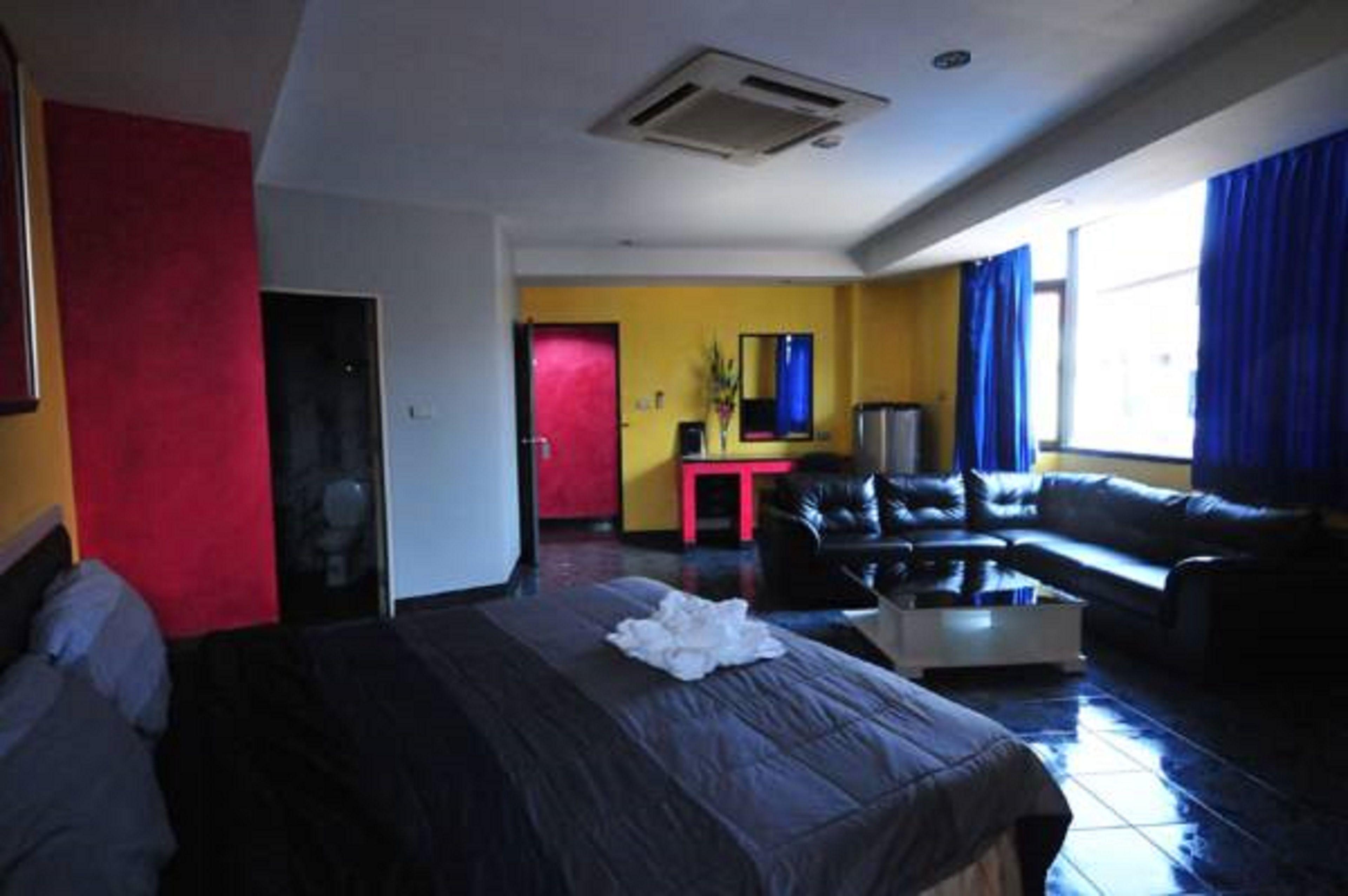 โรงแรม Koenig Mansion