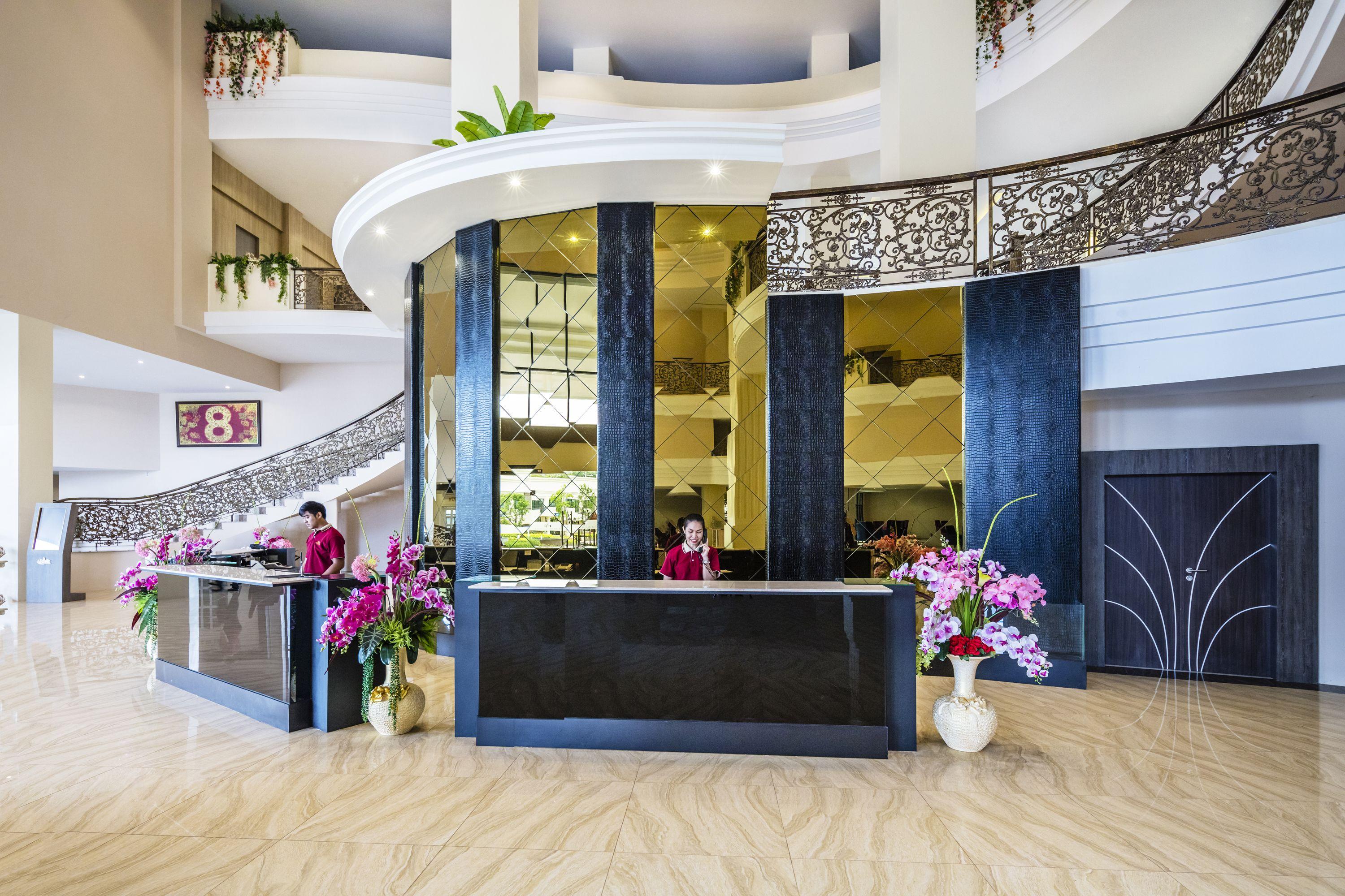 โรงแรม Grand Palazzo - Sha Extra 5*