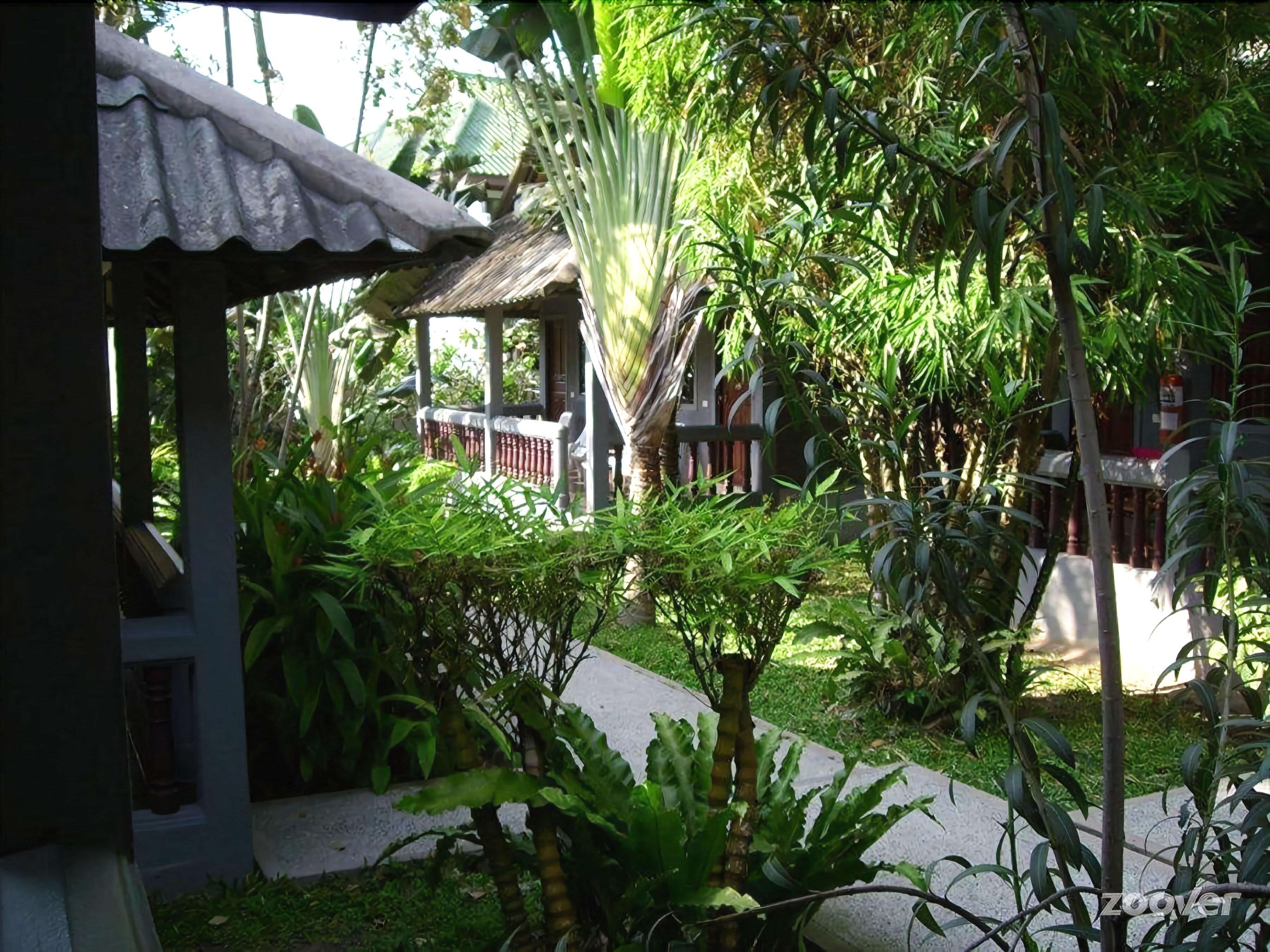 Let's Hyde & - Pool 4* Pattaya