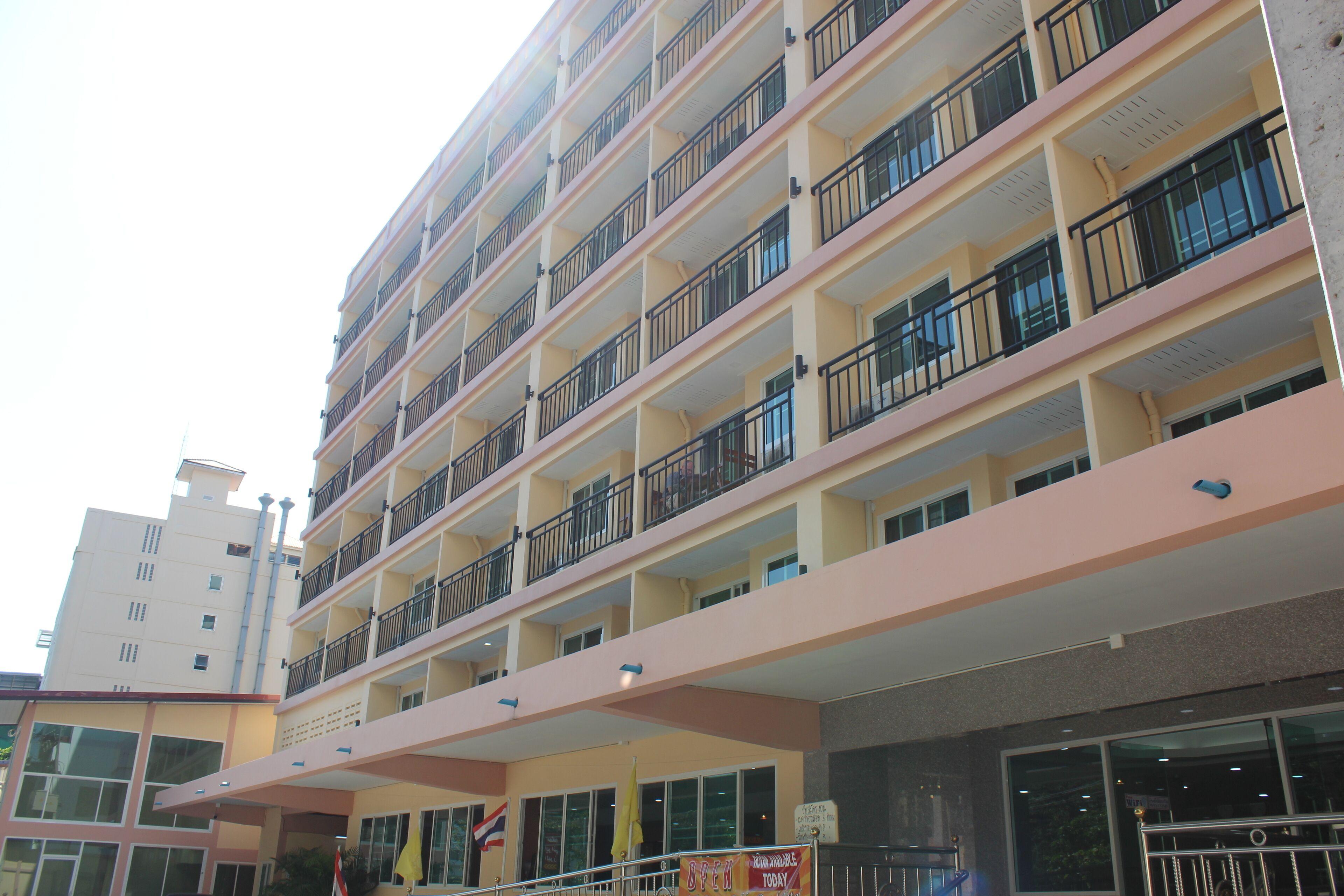 A.a. Golden Pattaya