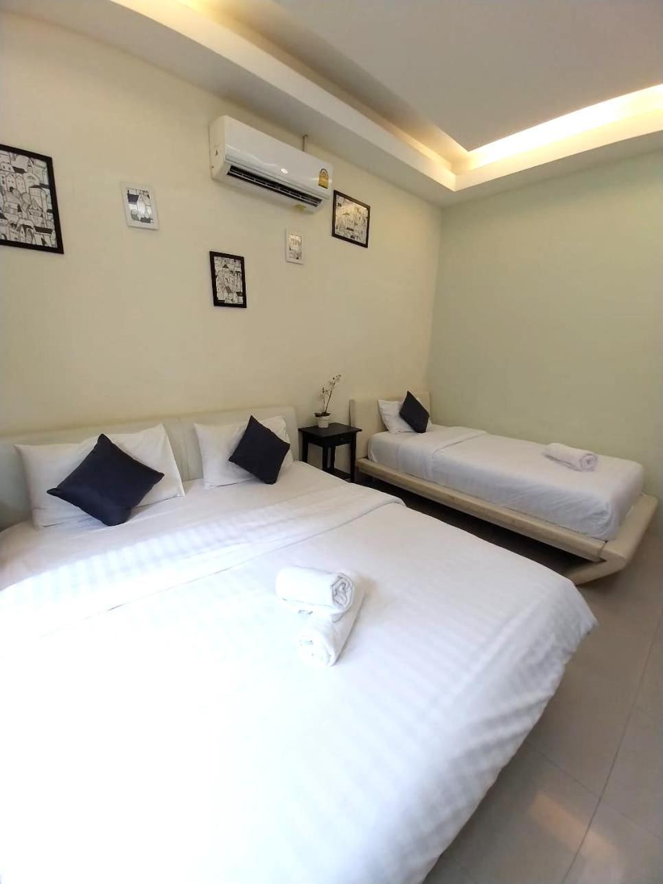 Villa Happy N Joy Pool Near Jomtien On Thepprasit Road