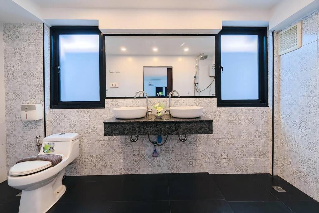 Luxury Pool Center C8 - 4 Bedroom Villa *