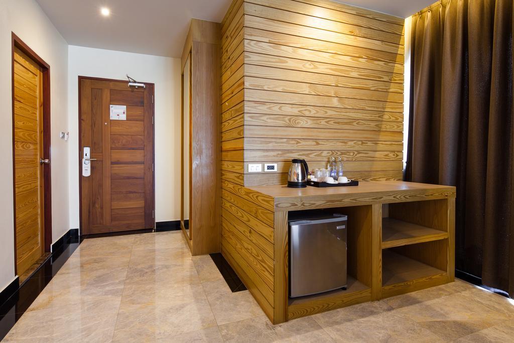 Balihai Bay Hotel 4*