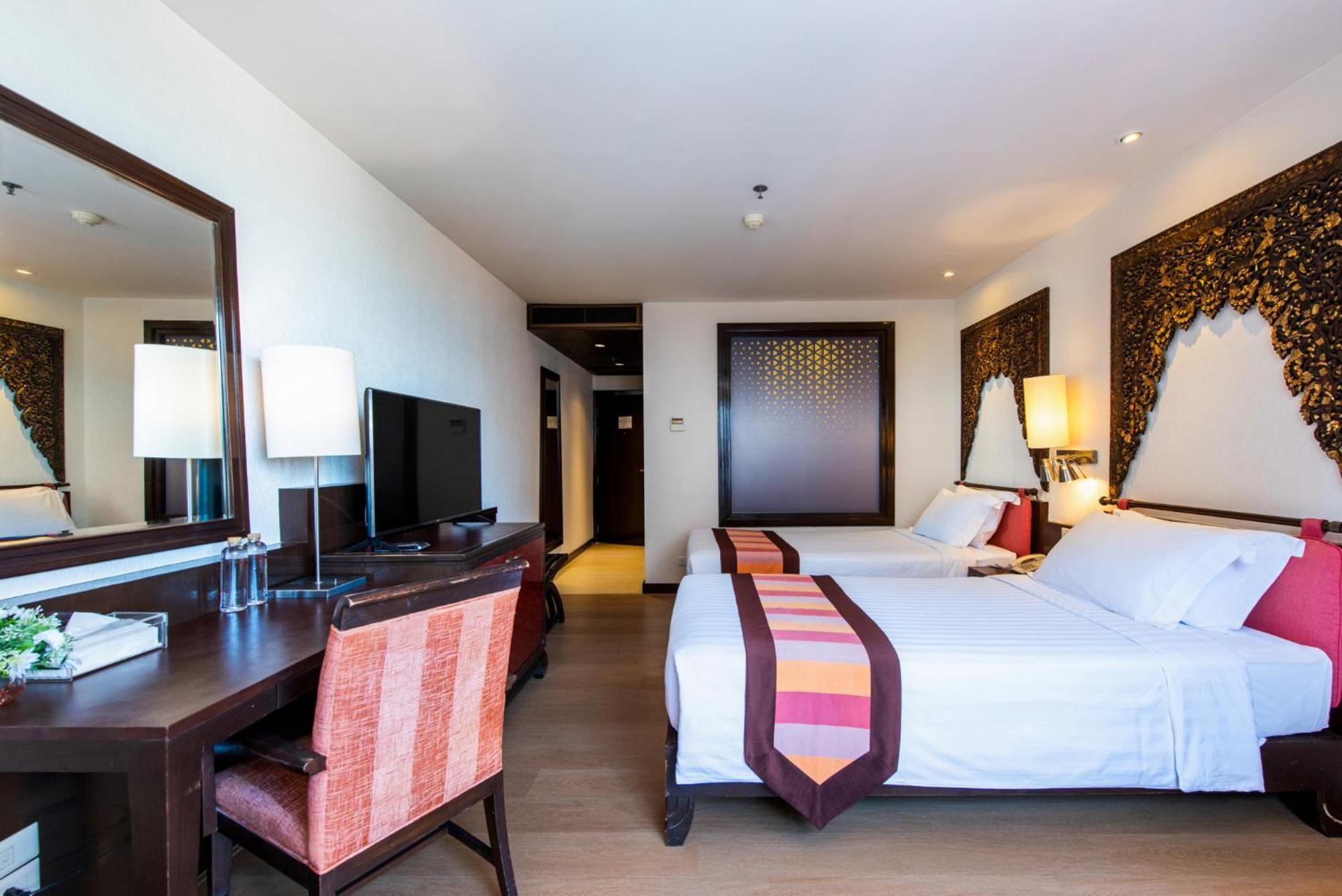 Garden Cliff And 5* Pattaya