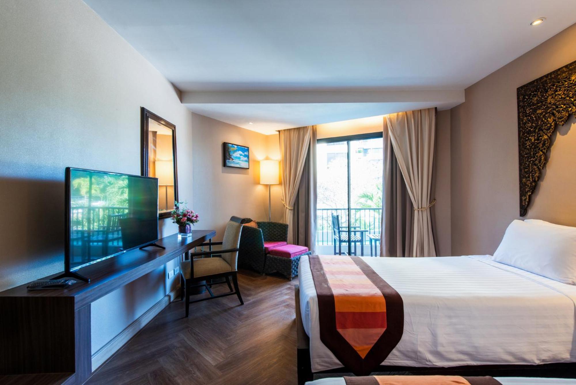 Resort Garden Cliff And