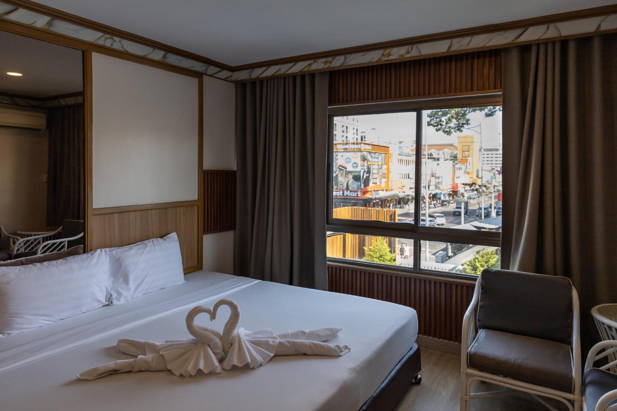 โรงแรม Hotel Pattaya Beach