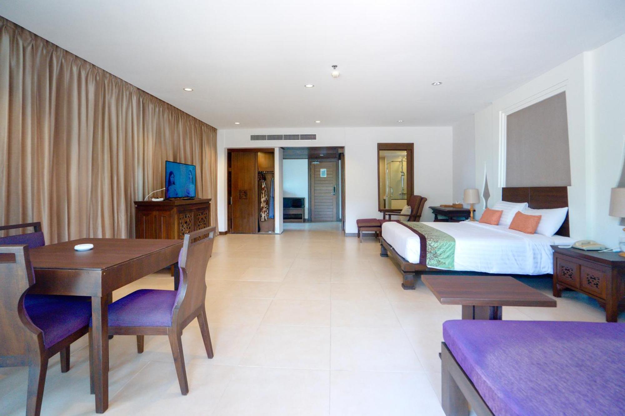 Resort The Heritage Beachfront 4*