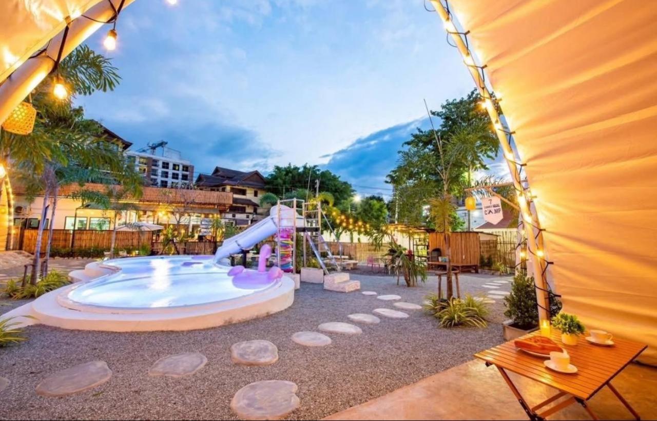 ที่ตั้งแคมป์ Kingdom Glamping *