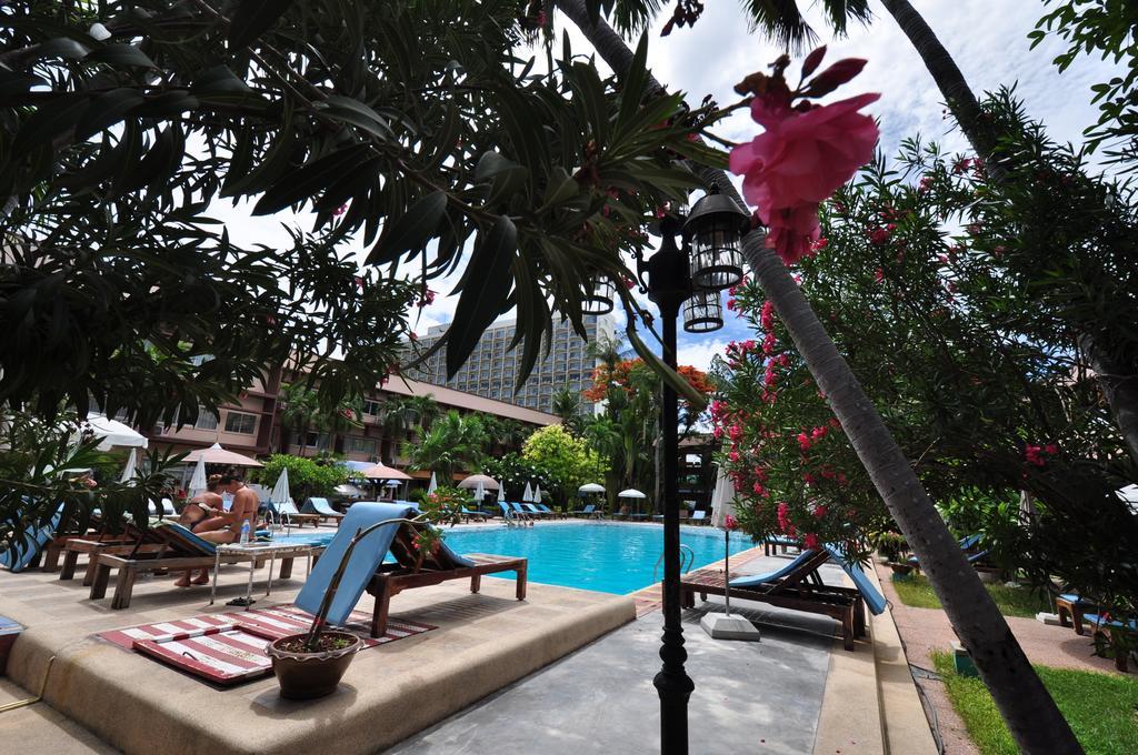 Hotel Basaya & Pattaya