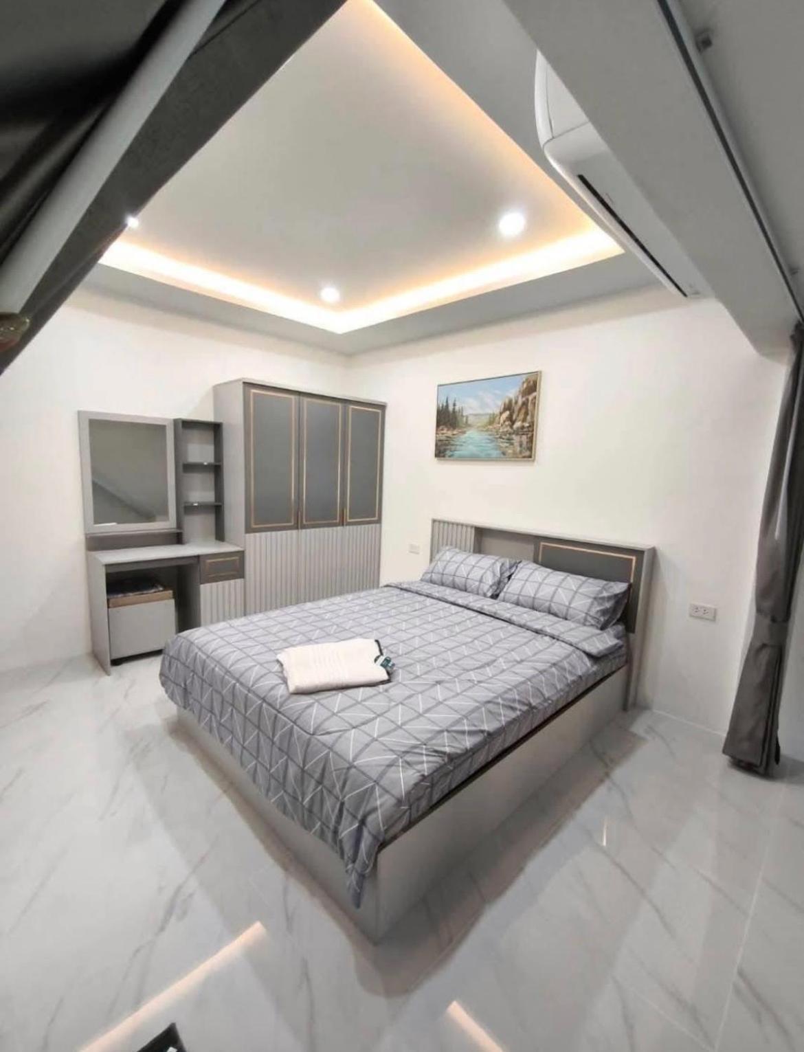 Corrib Village Phratamnak Cozy 4 Bdr Pool