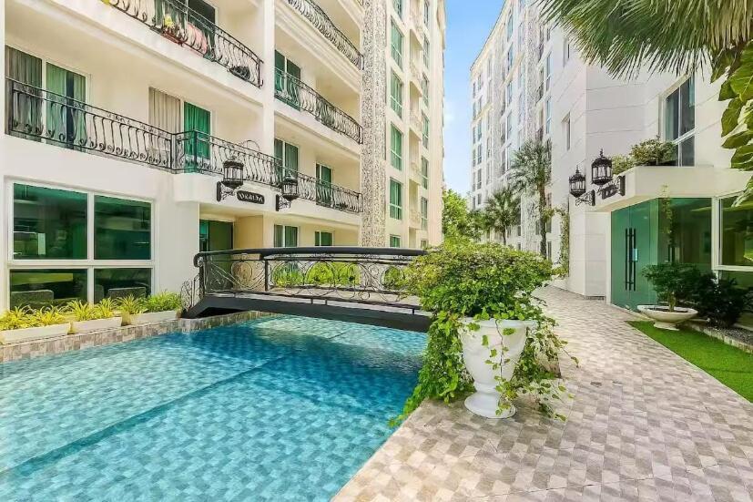 Beautiful 1 Bedroom With Big Balcony And Lagoon Pool Apartment *