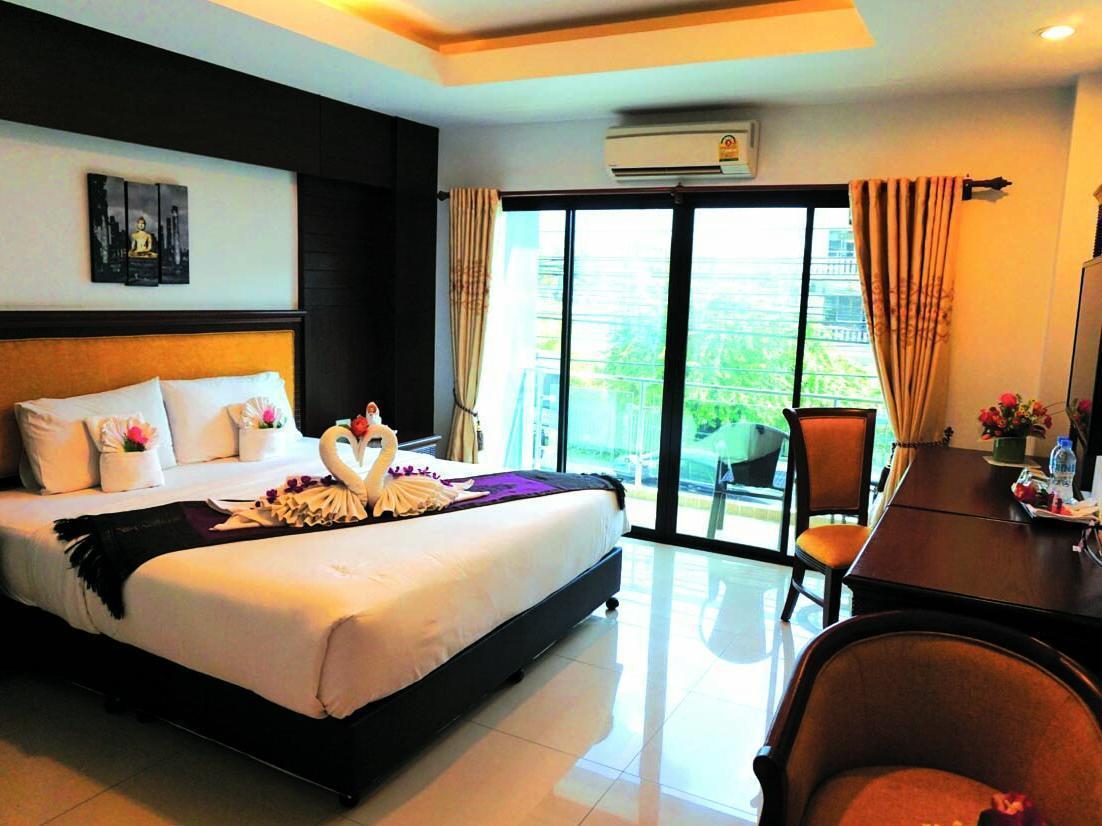 Aya Place Hotel
