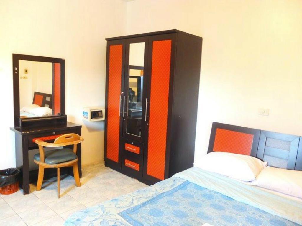 Piza 24 Guest house