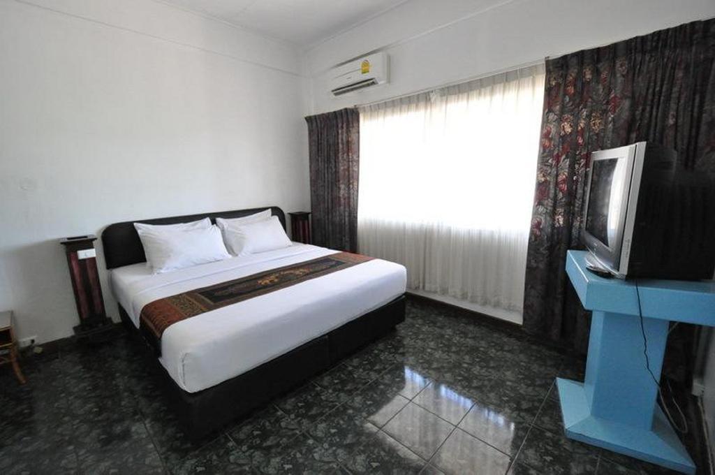 Hotel Basaya & Pattaya