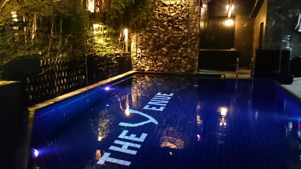 The Venue - Sha Extra