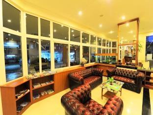 Whitehouse Condotel Aparthotel 3*