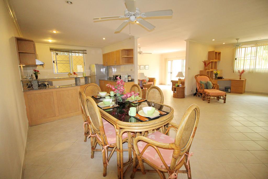 Aparthotel Butterfly Garden Boutique Residences Apts And Villas, A Lifestyle Destination Ex Lg 1-3 Bedroom Units , Full Kitchen, 2 Full Bathrooms, Rain Shower, Bath, Free Bbq, Free Fast Fiber Optic Wifi, Staff 24-7 3*