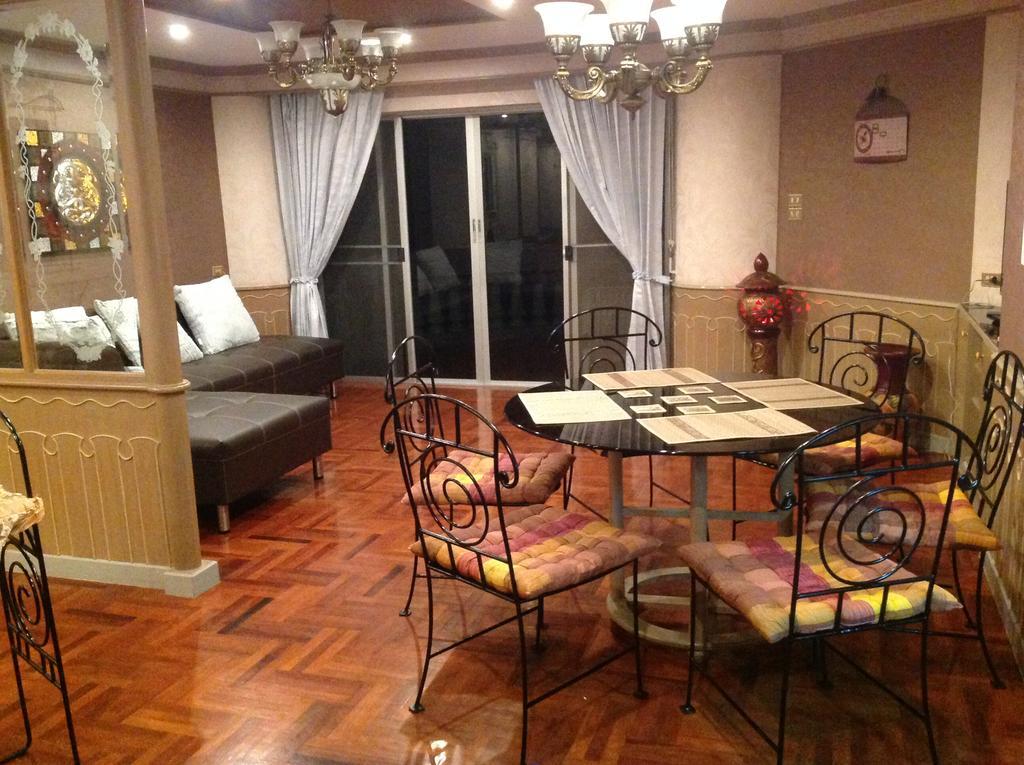 Sky Orchid Beachfront Apartamento Pattaya