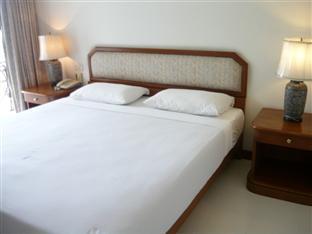 The Monaco Aparthotel 2*
