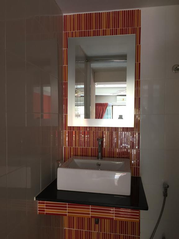 Guest house Shanghai Monna Bar Pattaya