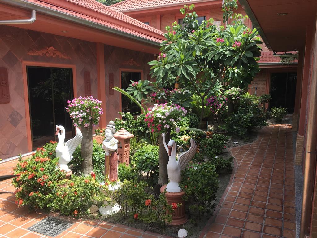 Guest house Magadan 4*