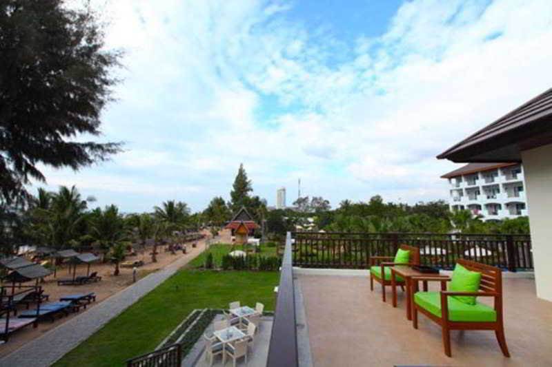 Casuarina Jomtien Hotel 3*