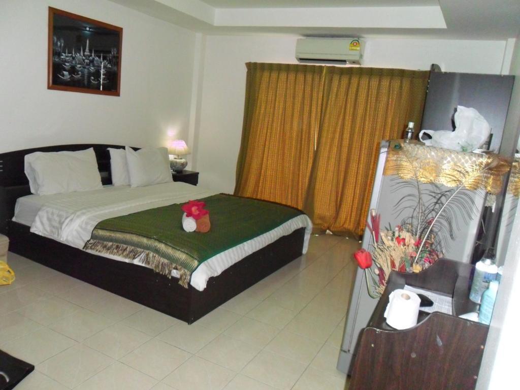 Malee Bar Aparthotel
