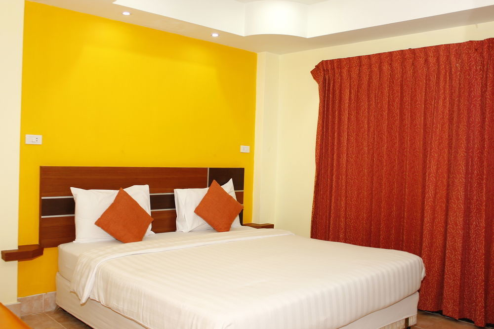 V Style Pattaya North Beach Hostel *