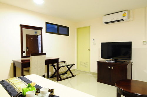 Chaplin Hotel Pattaya