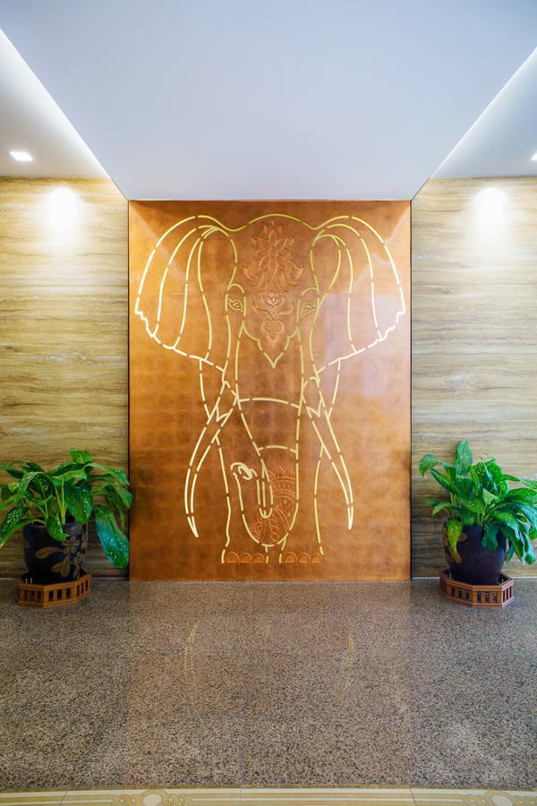 Aiyara Palace Hotel 5*