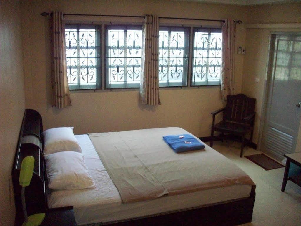 Hostel Orient House Pattaya