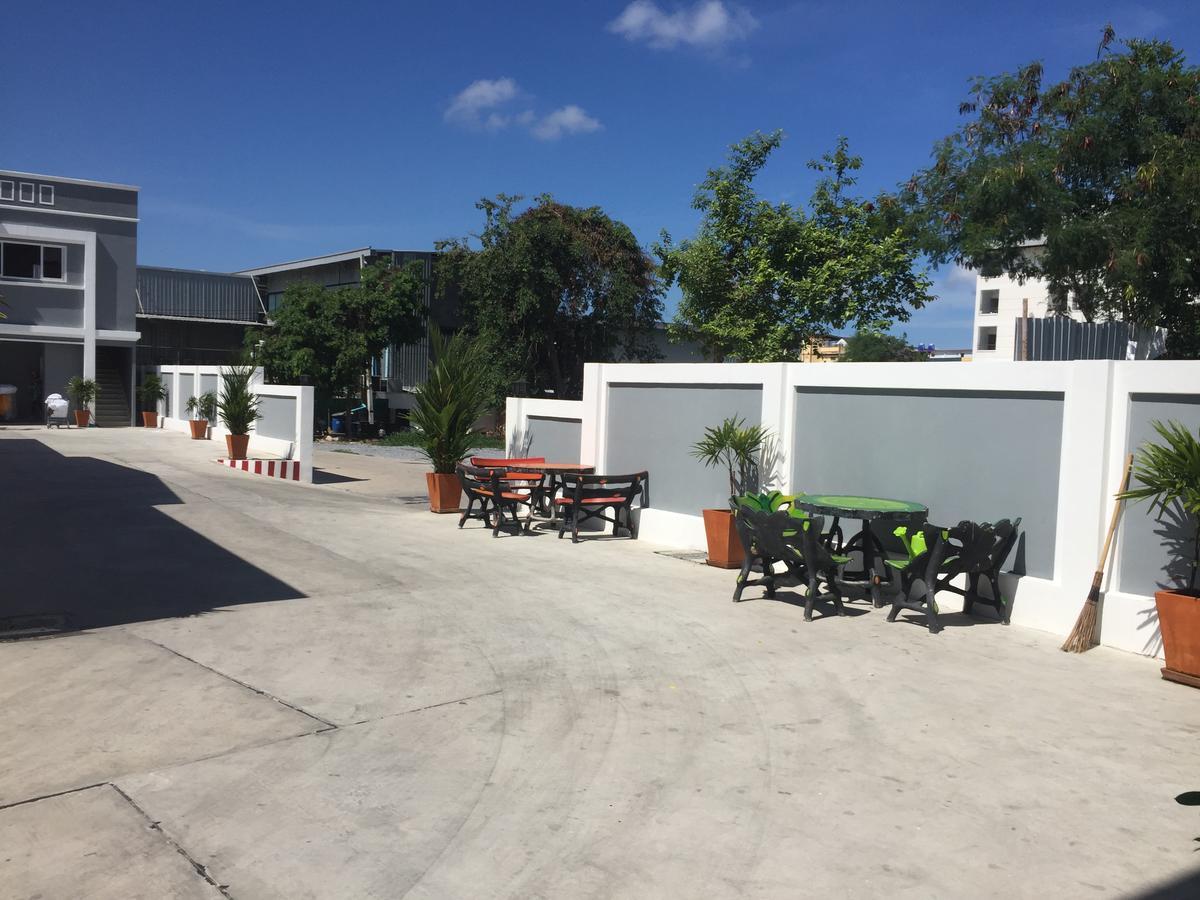 Picasso Motel Pattaya
