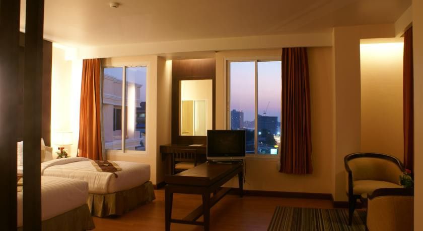 Hotel Aiyara Palace 5*