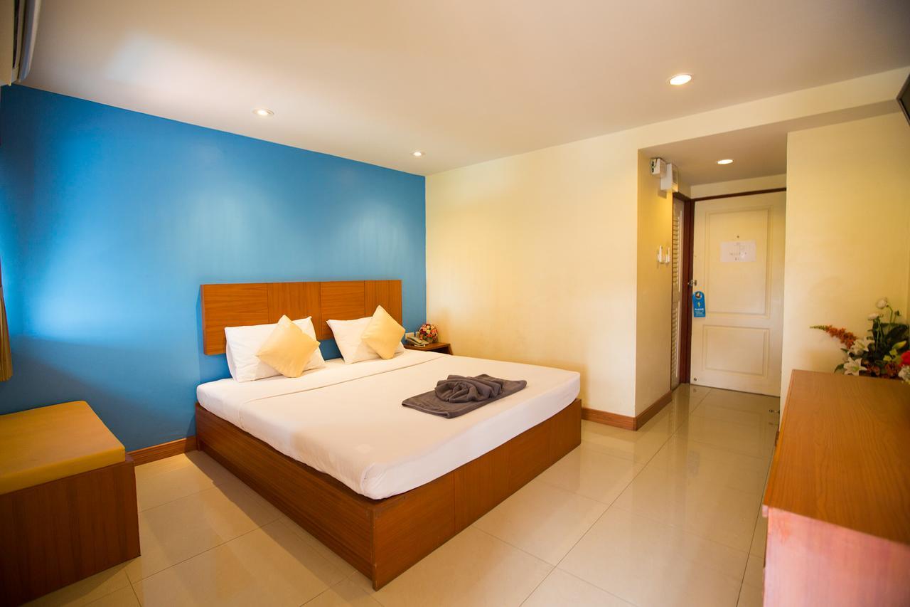 Hotel Twin Palms Pattaya, Sha Extra Certified Pattaya