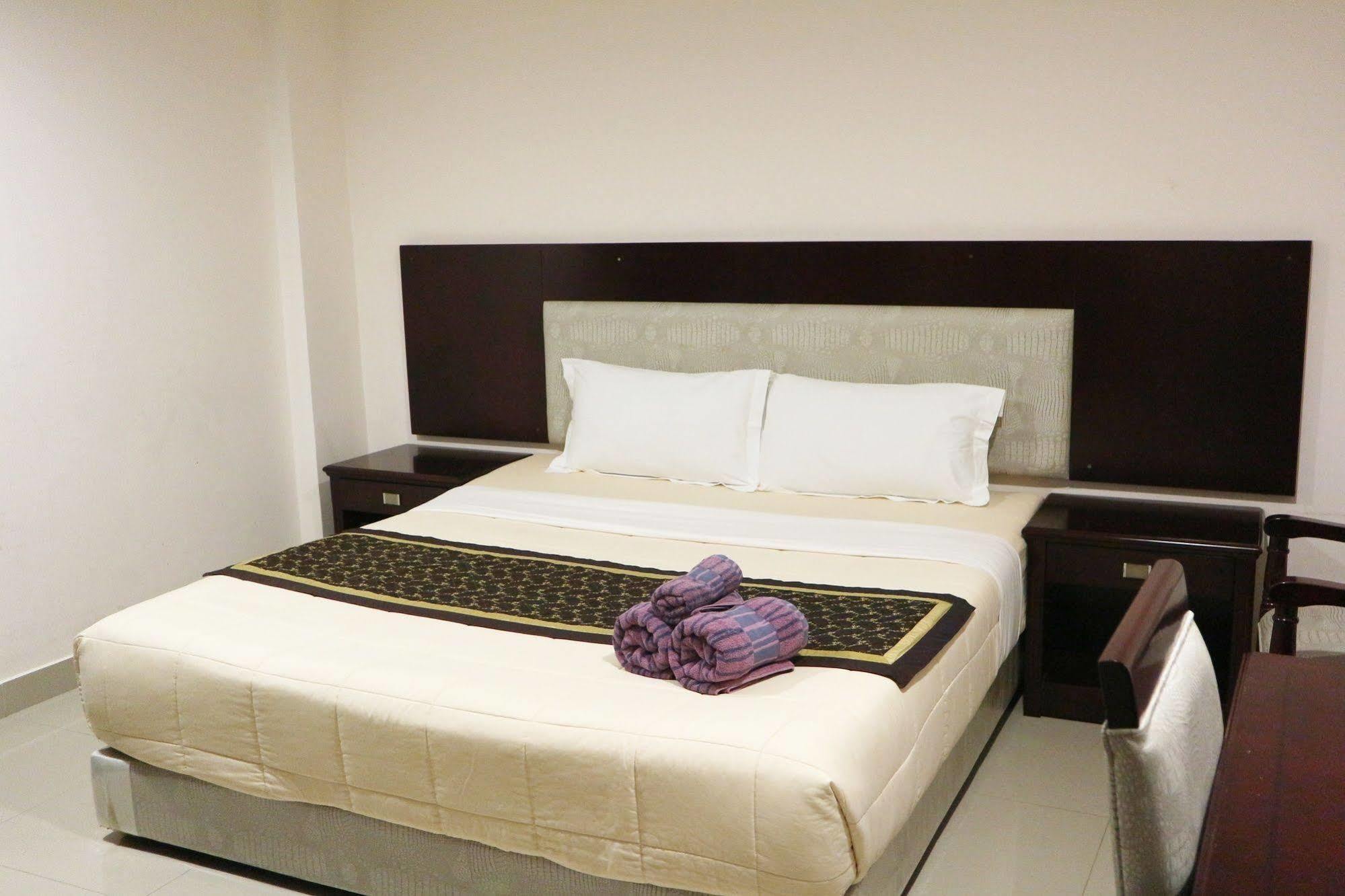 Chaplin Hotel