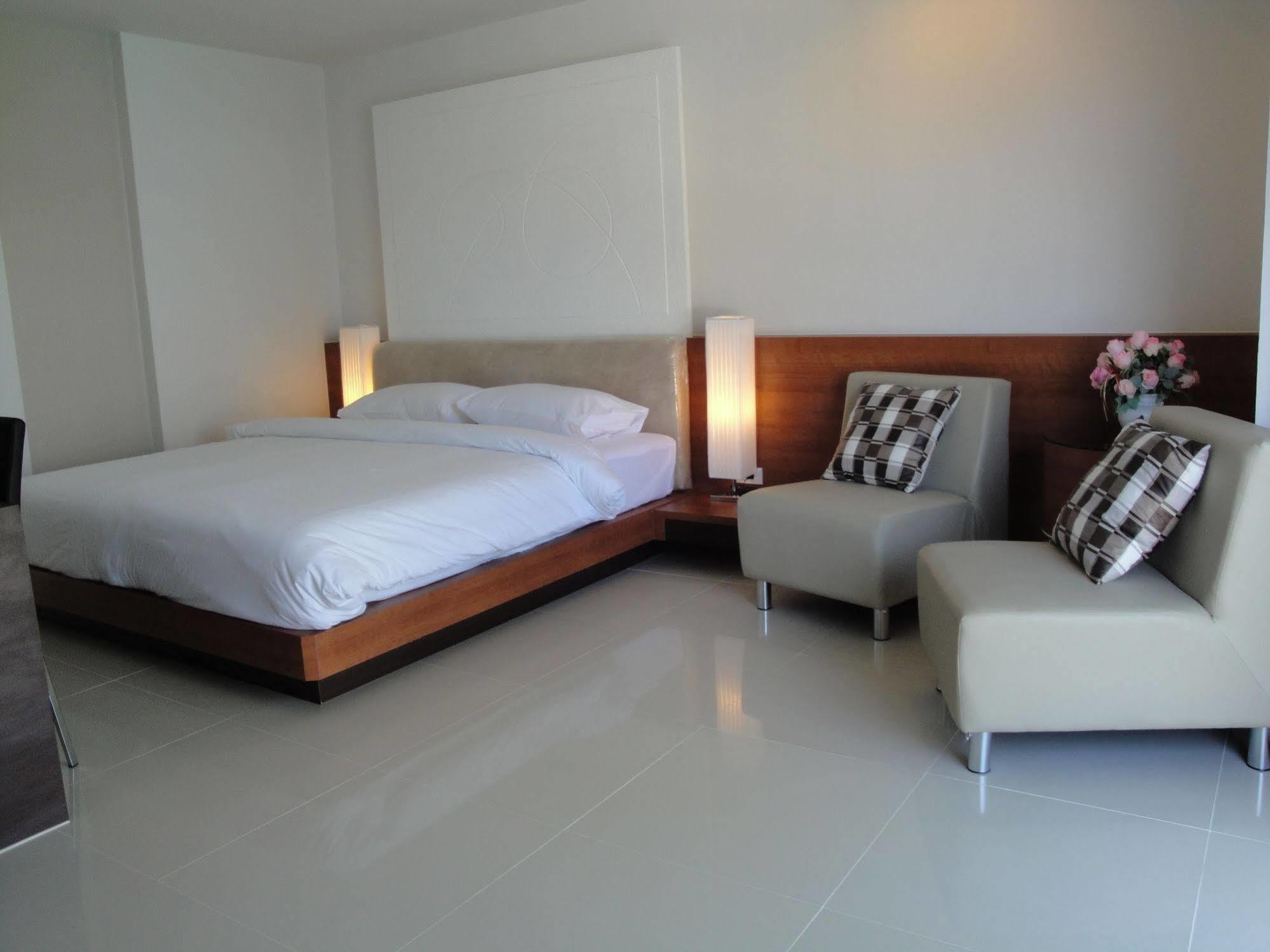 Flipper House - Sha Extra Hotel 3*