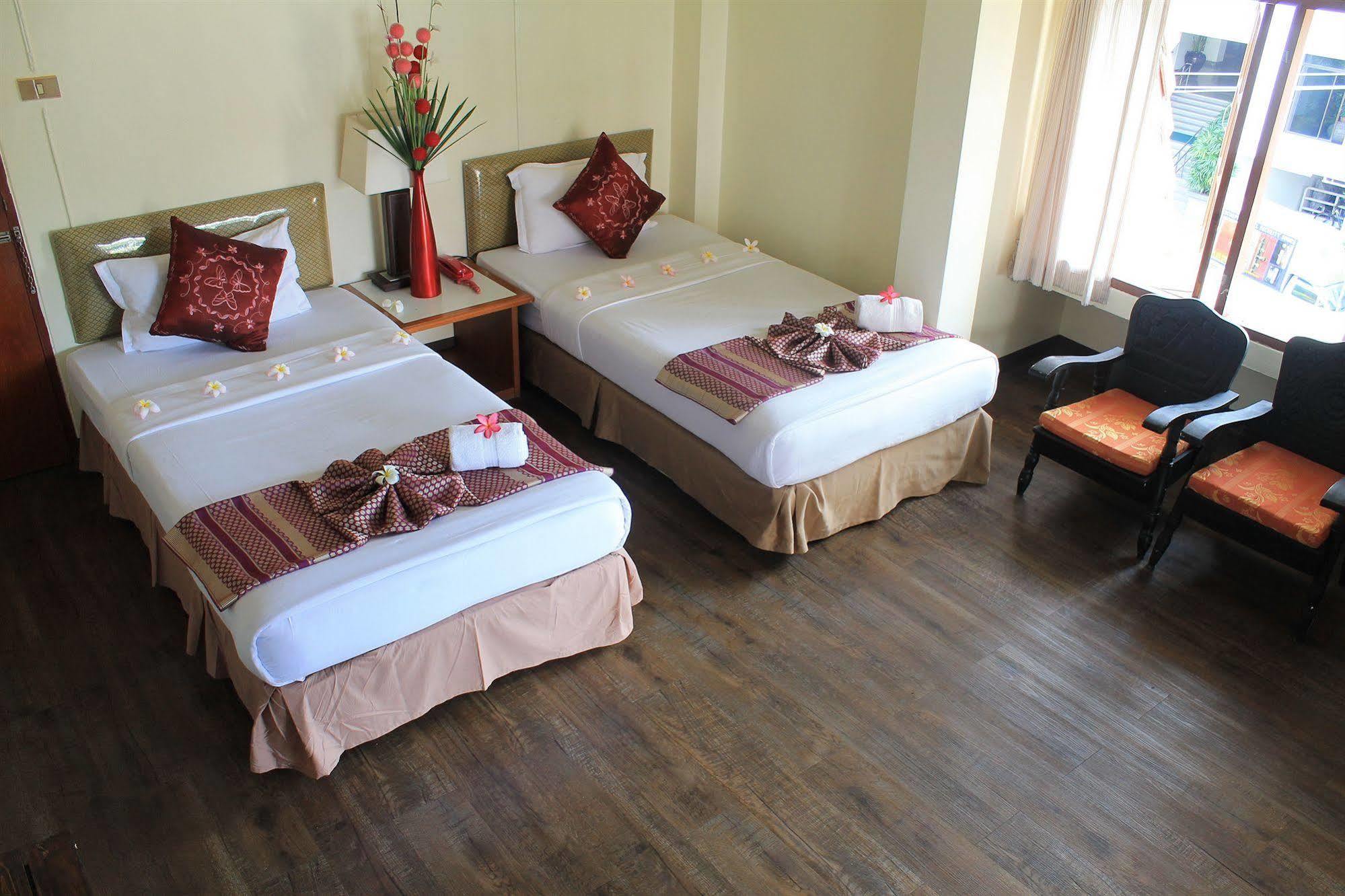 Hotel Hillside 3*