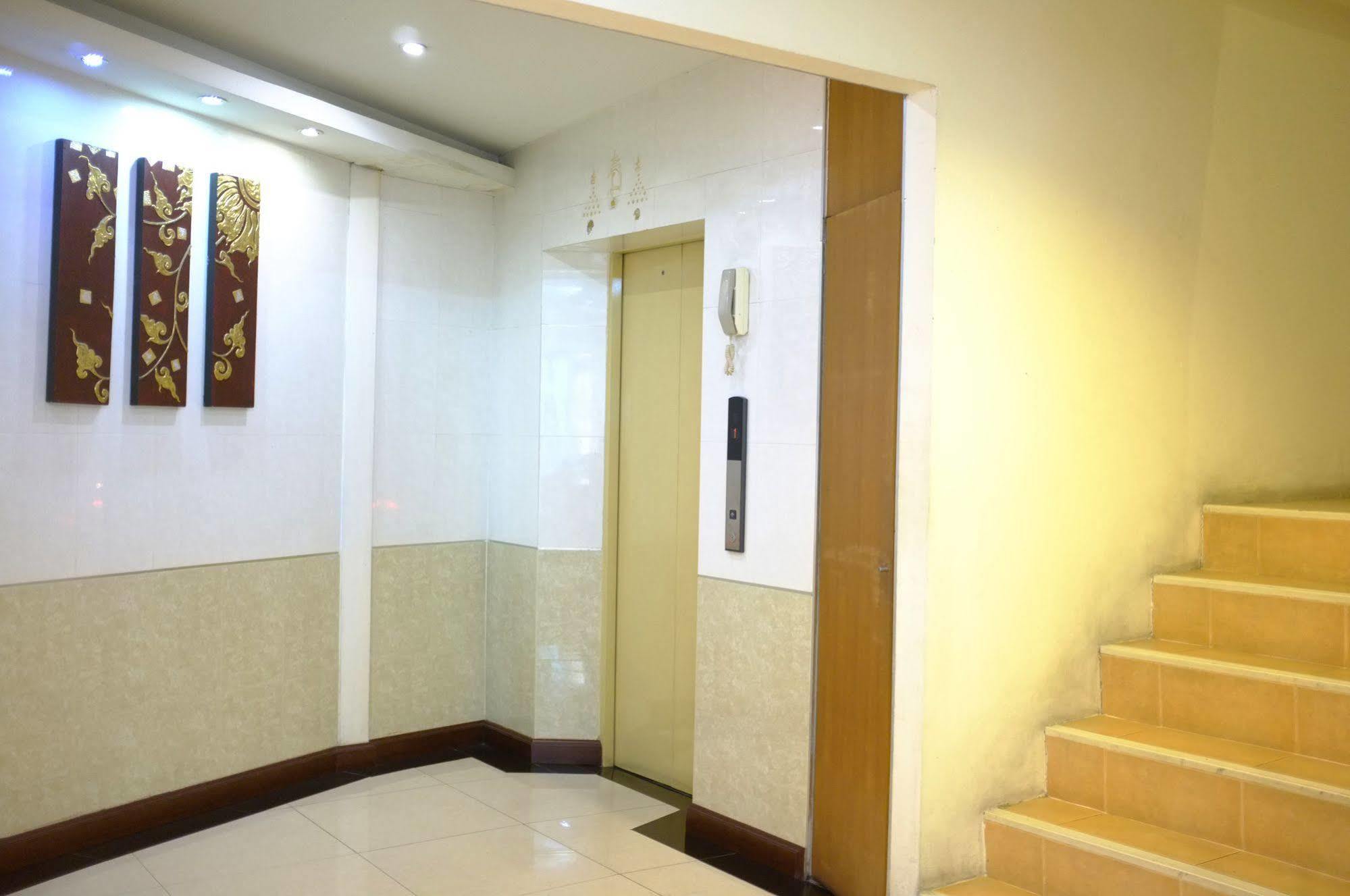 Hostel V Style Pattaya North Beach *