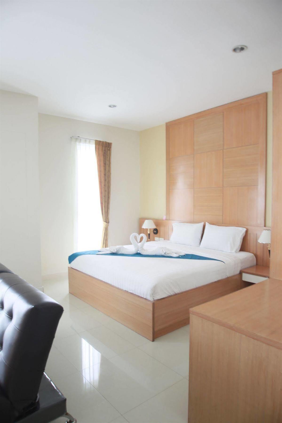 Hotel The Icon Place 1 @
