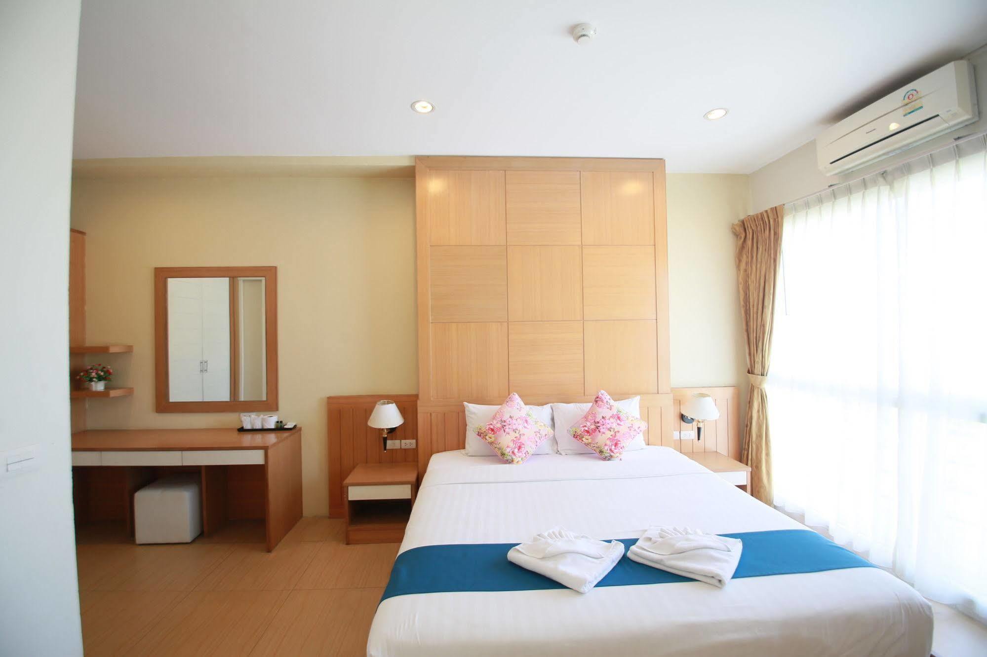 Hotel The Icon Place 1 @ 3*