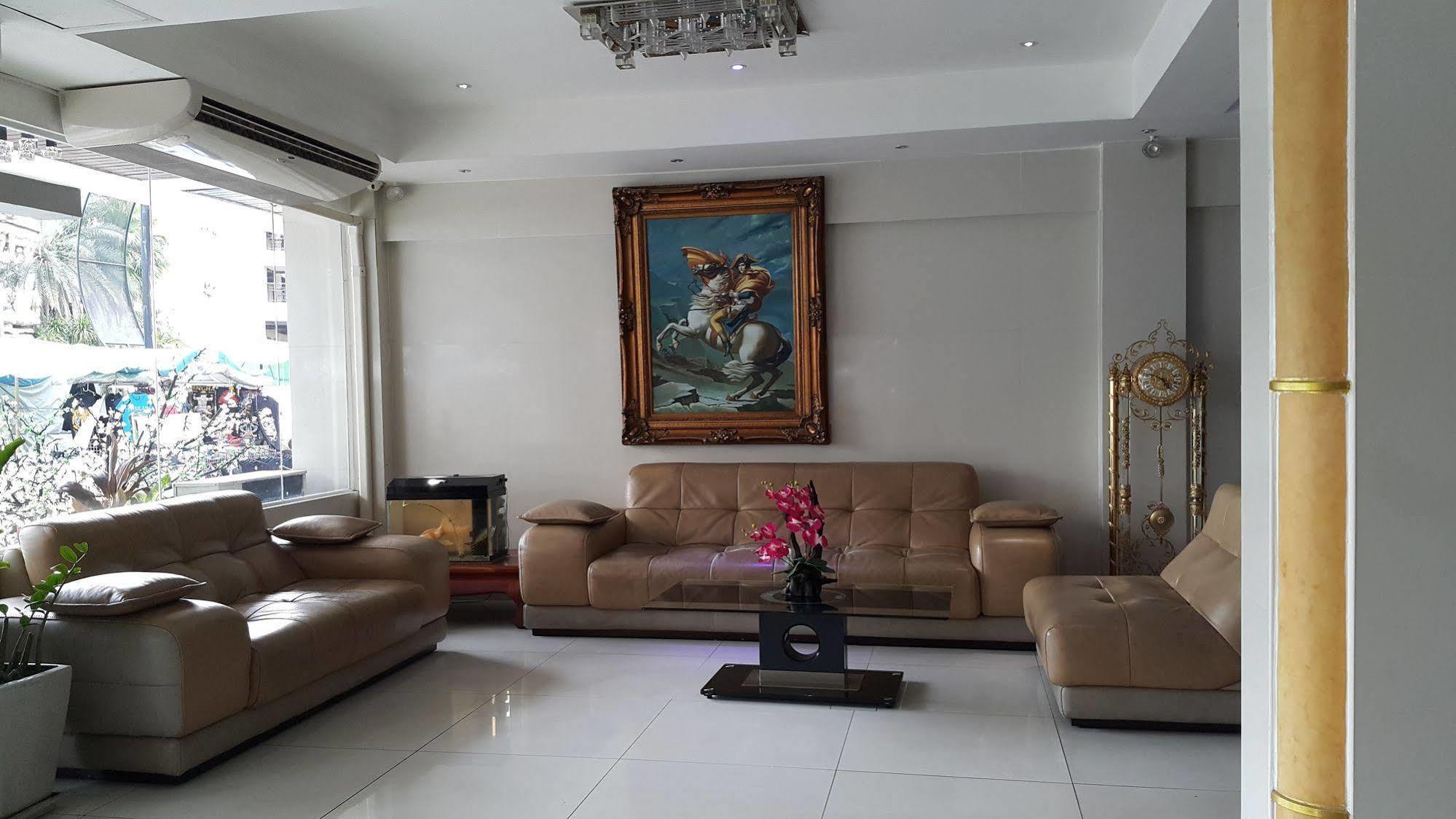 Hotel The Privi