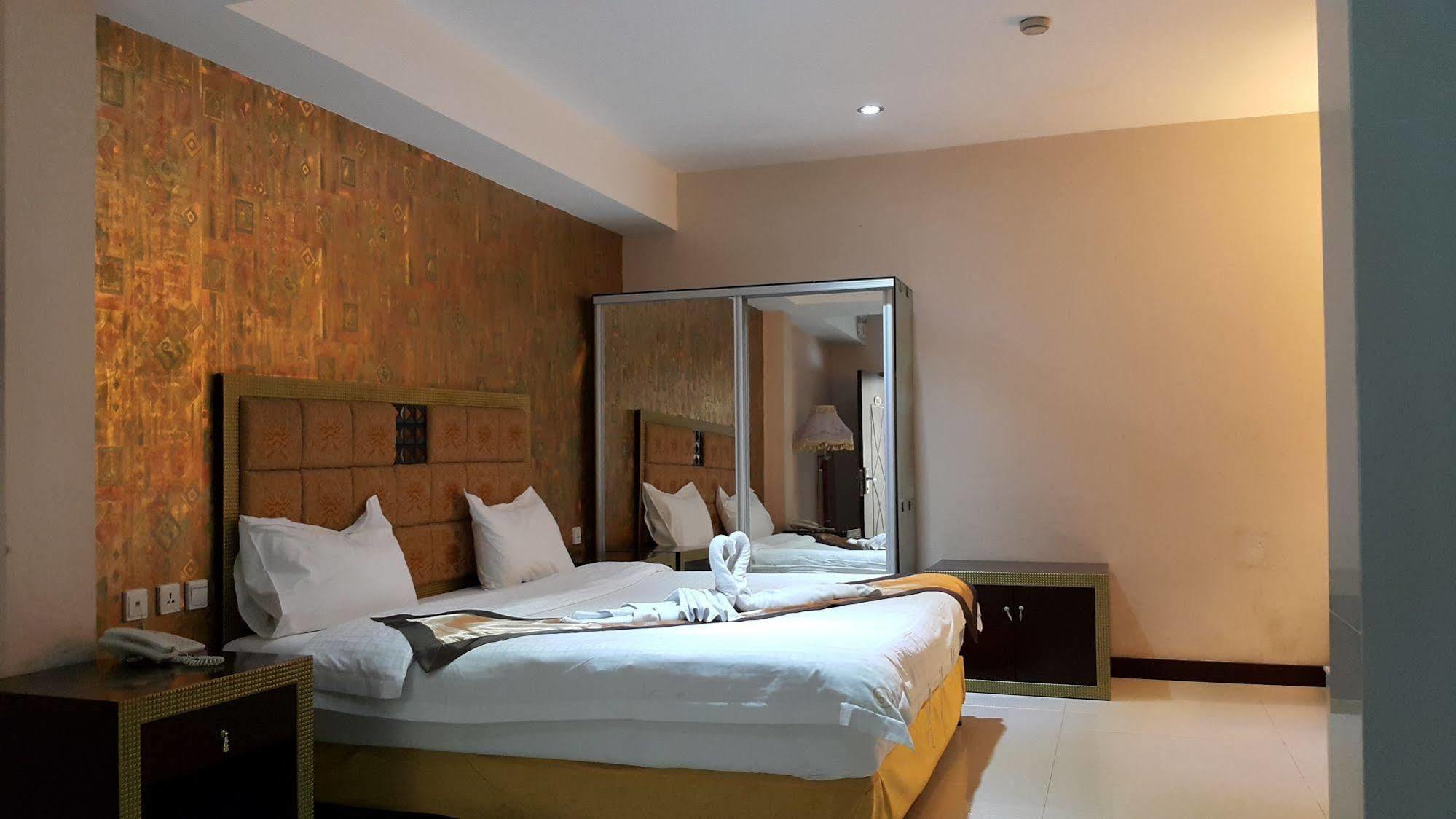 The Privi Hotel 2*