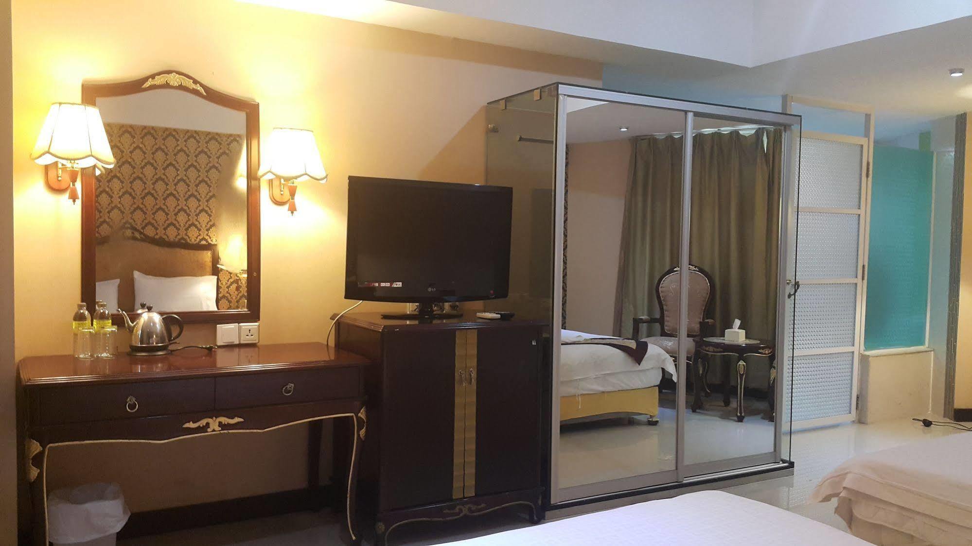 The Privi Hotel 2*