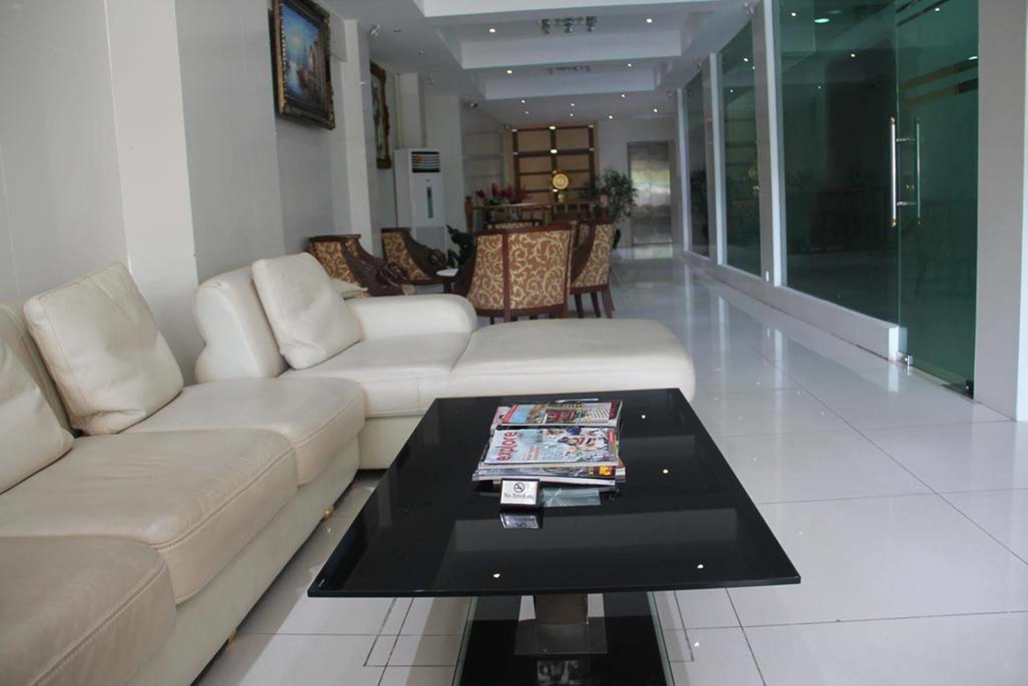 The Privi 2*